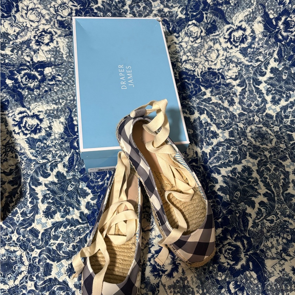 Draper James gingham espadrilles size 9.